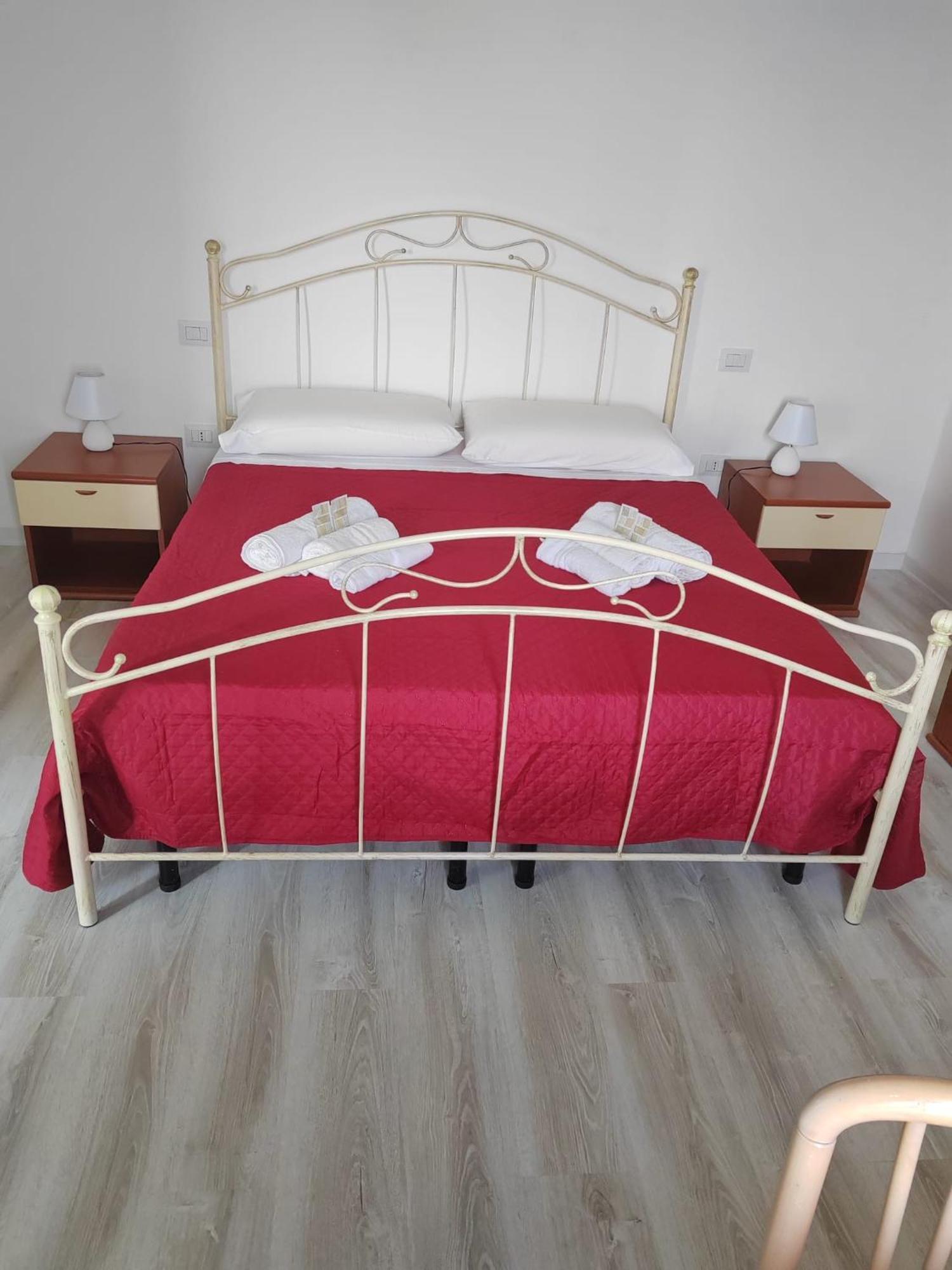 La Casa Di Carolina Apartment มาราเตอา ภายนอก รูปภาพ
